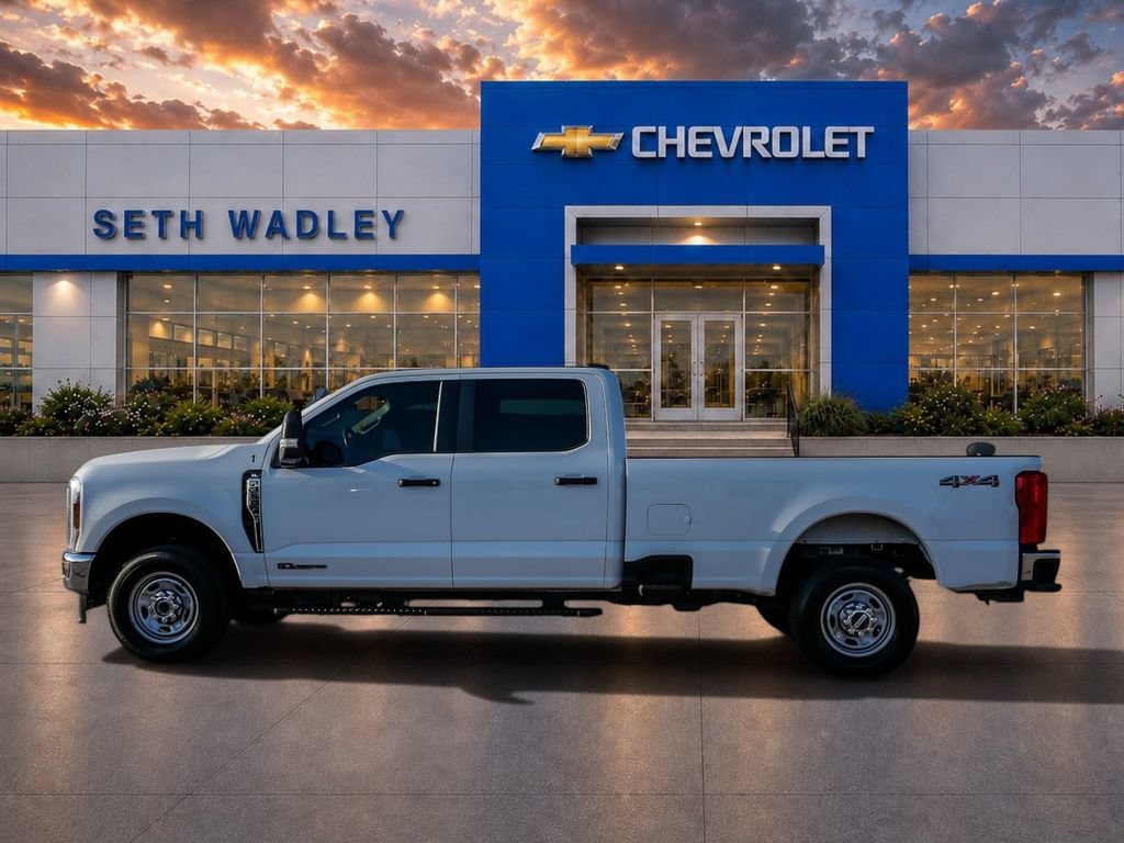 Used 2025 Ford F350 XL w/ XL Driver Assist Package AWD/4WD image 4