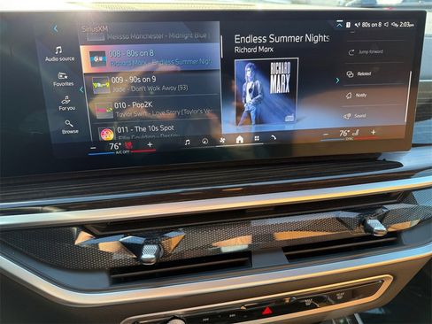 Used 2025 BMW X5 xDrive40i w/ Climate Comfort Package image 23