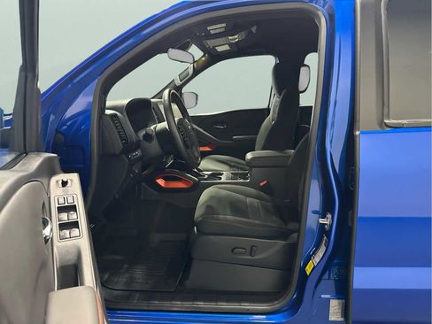 Used 2024 Nissan Frontier PRO-4X w/ Pro Convenience Package image 11