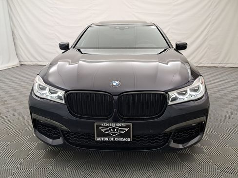 Used 2019 BMW 750i xDrive w/ M Sport Package image 2