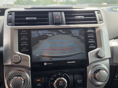 Used 2021 Toyota 4Runner SR5 AWD/4WD image 19