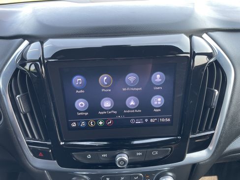 Used 2022 Chevrolet Traverse LT AWD/4WD image 12