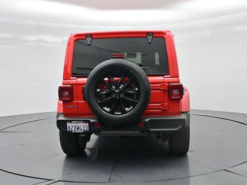 Used 2021 Jeep Wrangler Unlimited Sahara w/ Cold Weather Group image 8