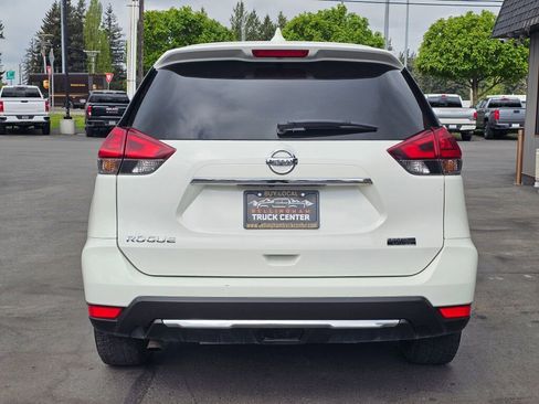 Used 2020 Nissan Rogue S FWD image 4