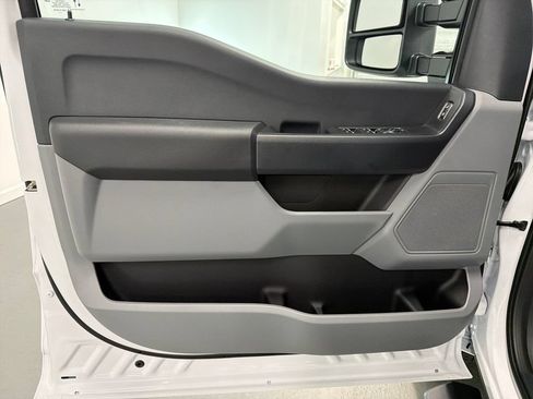 New 2026 Ford F250 4x4 Crew Cab Super Duty image 11