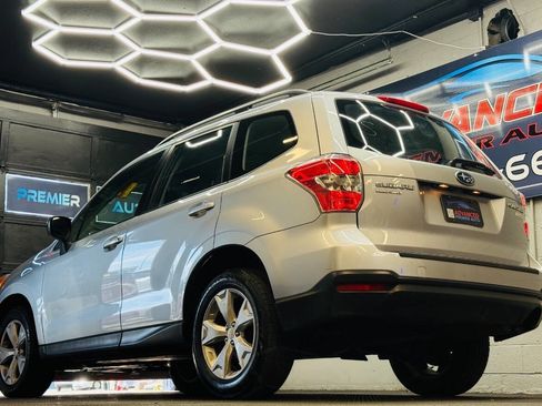 Used 2015 Subaru Forester 2.5i w/ Alloy Wheel Package AWD/4WD image 9