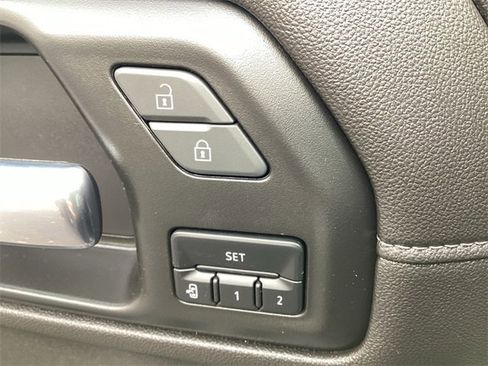 Used 2022 Chevrolet Silverado 2500 High Country w/ Z71 Off-Road Package image 29