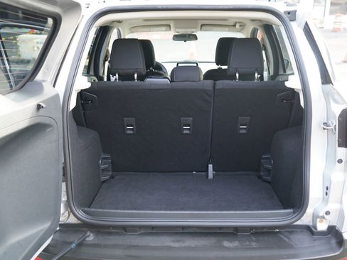 Used 2021 Ford EcoSport SE w/ SE Convenience Package FWD image 24