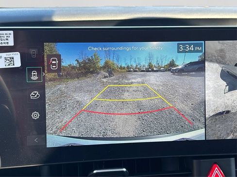 New 2025 Kia Carnival SX Prestige FWD image 28