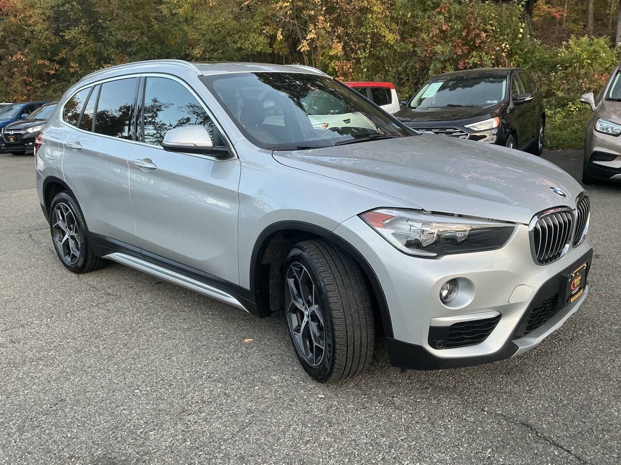 Used 2019 BMW X1 xDrive28i w/ Convenience Package AWD/4WD image 4