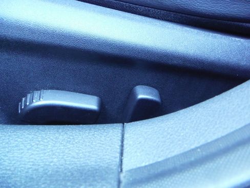 Used 2022 Nissan Sentra SR w/ SR Premium Package FWD image 16