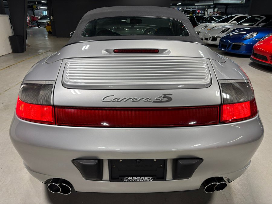 Used 2004 Porsche 911 Carrera 4S AWD/4WD image 24