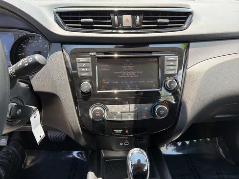 Used 2022 Nissan Rogue Sport S FWD image 23