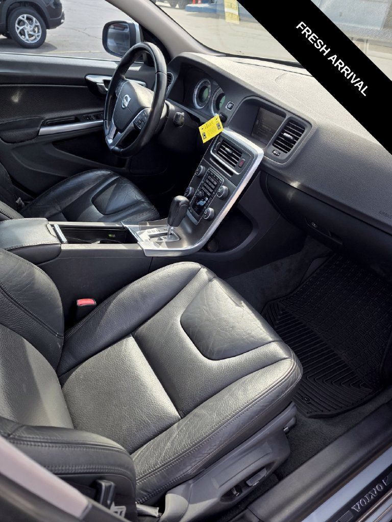 Used 2011 Volvo S60 T6 AWD/4WD image 21