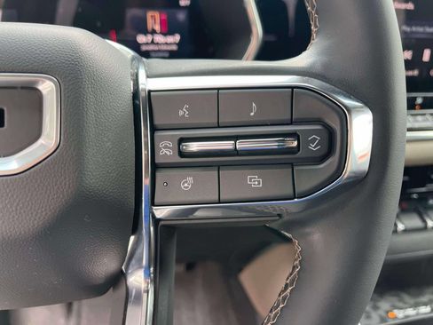 Certified 2023 GMC Canyon Denali AWD/4WD image 28