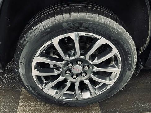Used 2020 GMC Acadia Denali w/ LPO, Floor Liner Package AWD/4WD image 28