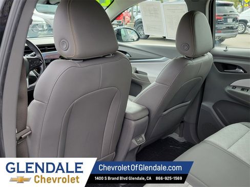 Certified 2022 Chevrolet Bolt EUV Premier w/ Sun & Sound Package image 12