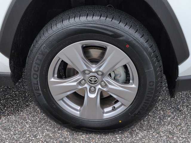 Certified 2024 Toyota RAV4 XLE w/ Convenience Package AWD/4WD image 11