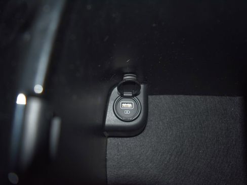 Used 2022 Kia Telluride SX w/ SX Prestige Package image 13