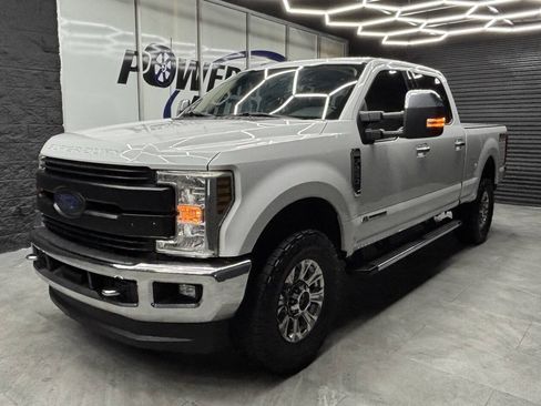 Used 2018 Ford F250 Lariat w/ Chrome Package AWD/4WD image 5