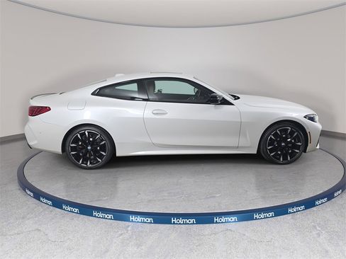 Certified 2025 BMW 440i xDrive Coupe w/ Premium Package image 4