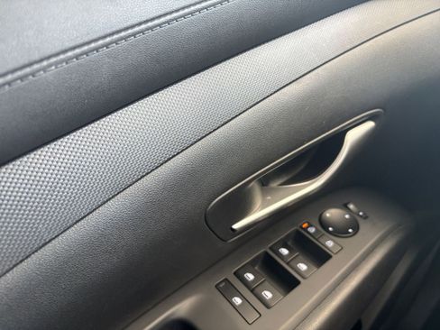 Used 2025 Hyundai Tucson SEL image 18