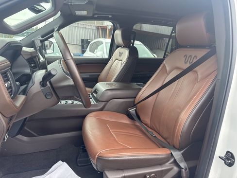 Used 2024 Ford Expedition Max King Ranch image 8