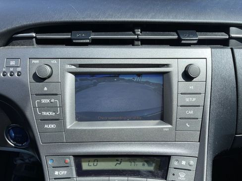 Used 2015 Toyota Prius Two FWD image 9