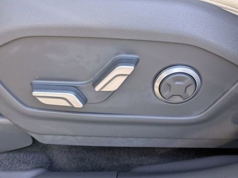 Used 2024 Hyundai Santa Fe Limited FWD image 21