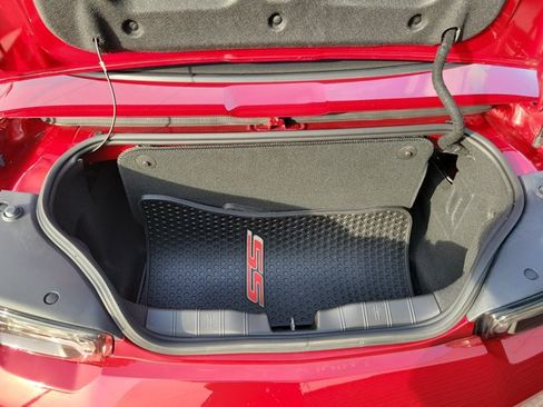 Used 2023 Chevrolet Camaro SS RWD image 11