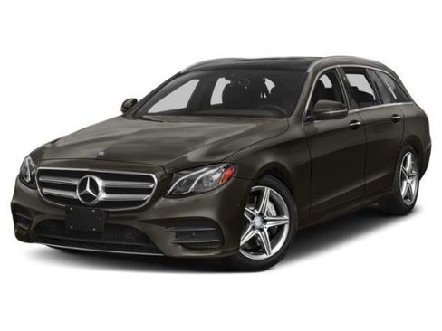 Used 2017 Mercedes-Benz E 400 4MATIC Wagon image 1