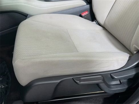 Used 2017 Honda HR-V EX image 16