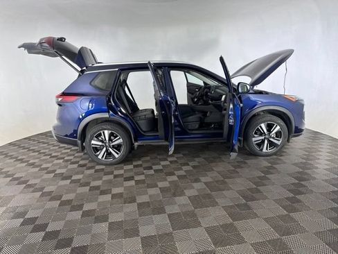 Certified 2024 Nissan Rogue SL w/ SL Premium Package AWD/4WD image 13