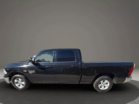 Used 2019 RAM 1500 Classic SLT image 8