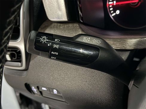 Used 2023 Kia Sorento S w/ Panoramic Sunroof Package image 23