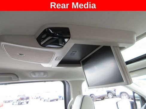 Used 2025 Honda Odyssey Elite image 17