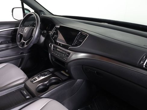 Used 2023 Honda Passport EX-L image 28