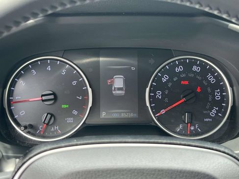 Used 2020 Toyota RAV4 XLE Premium FWD image 26