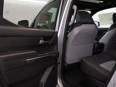 New 2025 Toyota Tacoma TRD Off-Road w/ TRD Off Road Upgrade Package AWD/4WD image 25