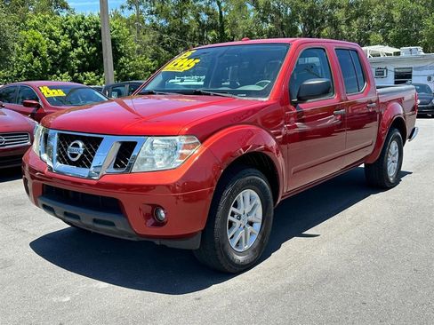 Used 2015 Nissan Frontier SV w/ SV Value Truck Package RWD image 5