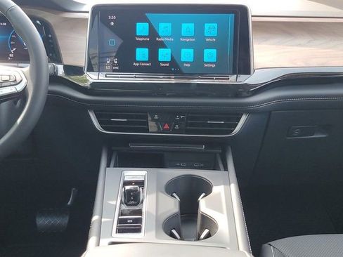 New 2026 Volkswagen Atlas SE image 21