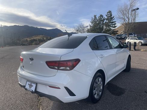 Used 2021 Kia Rio LX image 7