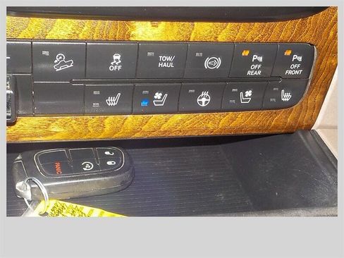 Used 2018 RAM 2500 Longhorn w/ Longhorn Southfork Package AWD/4WD image 29