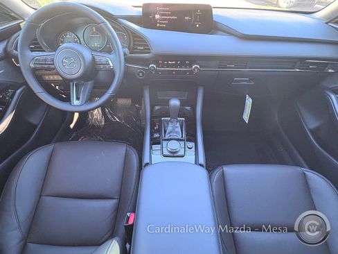 New 2026 MAZDA MAZDA3 Hatchback w/Premium Plus Pkg image 17