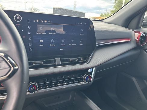 Used 2025 Chevrolet Equinox RS w/ Safety and Technology Package FWD image 14