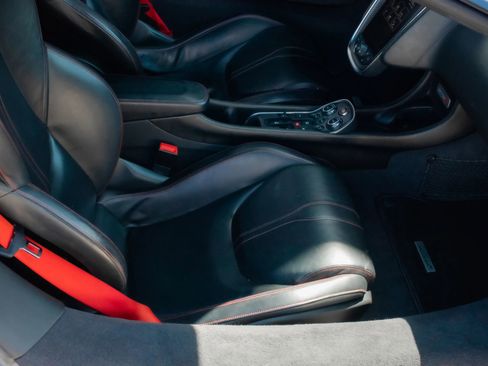 Used 2018 McLaren 570S Spider RWD image 14