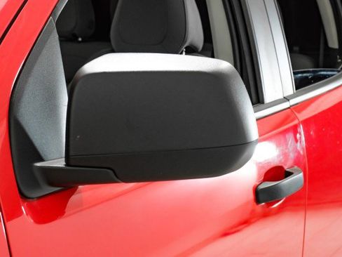 Used 2019 Chevrolet Colorado W/T image 35