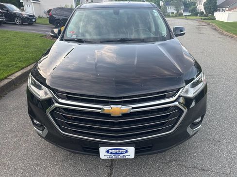 Used 2019 Chevrolet Traverse LT AWD/4WD image 3