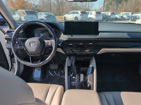 Used 2023 Honda Accord EX-L image 14
