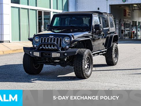 Used 2016 Jeep Wrangler Unlimited Sahara w/ Connectivity Group image 3